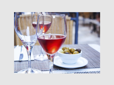 ¿Qué servir para un aperitivo a base de vino?